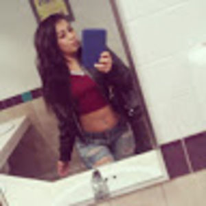 Meet your Posher, Daisysidewalk